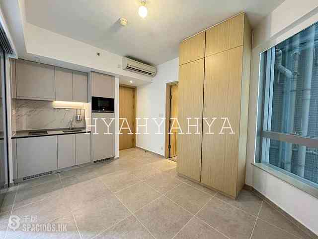 Sai Ying Pun - No.8 Hing Hon Road (Resiglow-Bonham) 03
