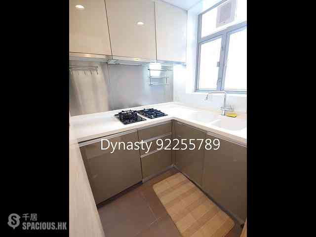 Sai Ying Pun - Island Crest 06