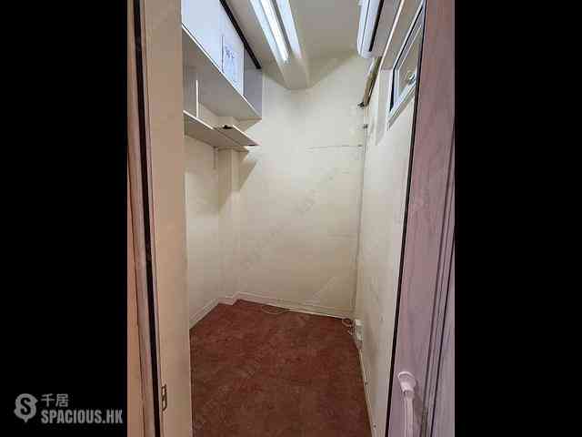 Causeway Bay - Empire Court 05