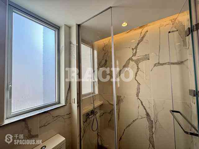 Sai Ying Pun - No.8 Hing Hon Road (Resiglow-Bonham) 07