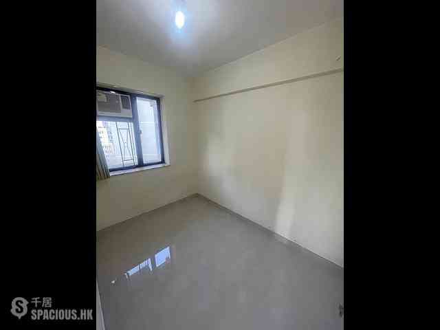 Sai Ying Pun - Kam Fung Mansion 07