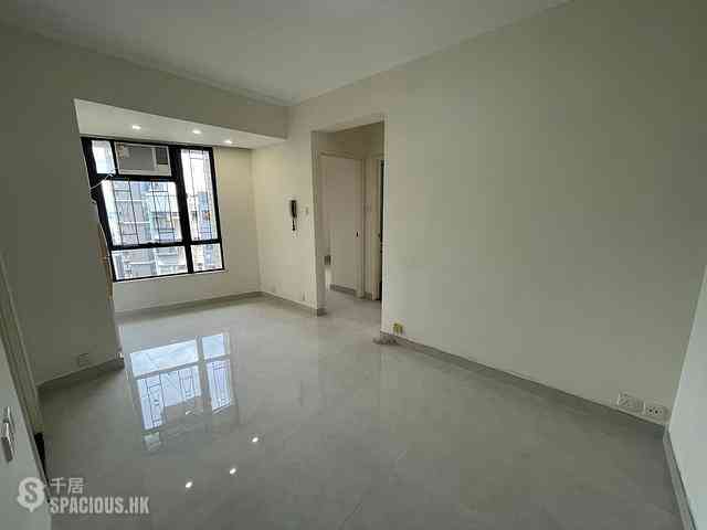 Sai Ying Pun - Kam Fung Mansion 08
