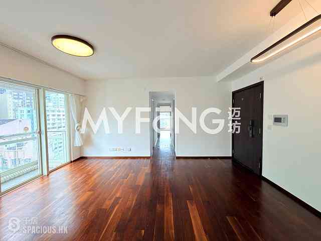 Soho - Centrestage 02