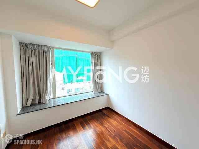 Soho - Centrestage 07