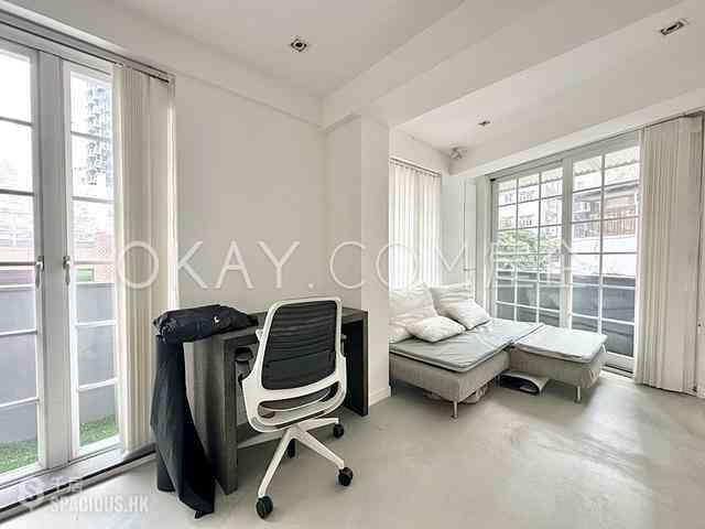 Soho - 40, Elgin Street 05