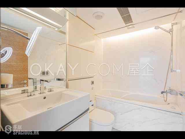 Soho - Centrestage 12