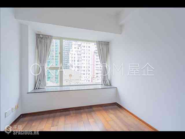 Soho - Centrestage 13