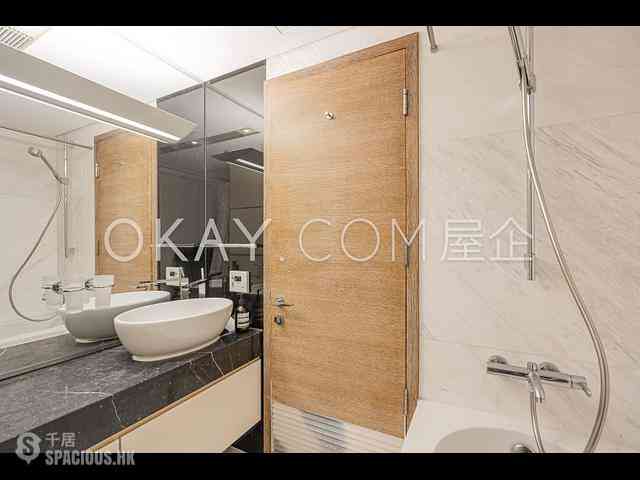 Soho - Centrestage 16