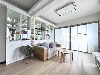 Causeway Bay - Hoi Deen Court 04