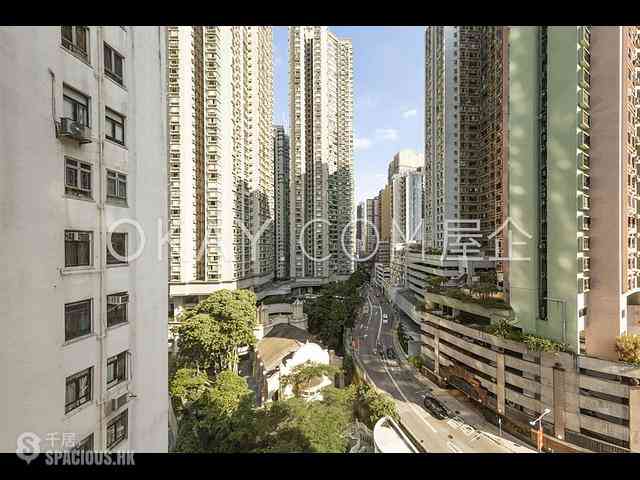 Mid Levels Central - Merry Court 09