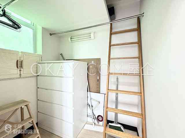 Causeway Bay - Hoi Deen Court 11