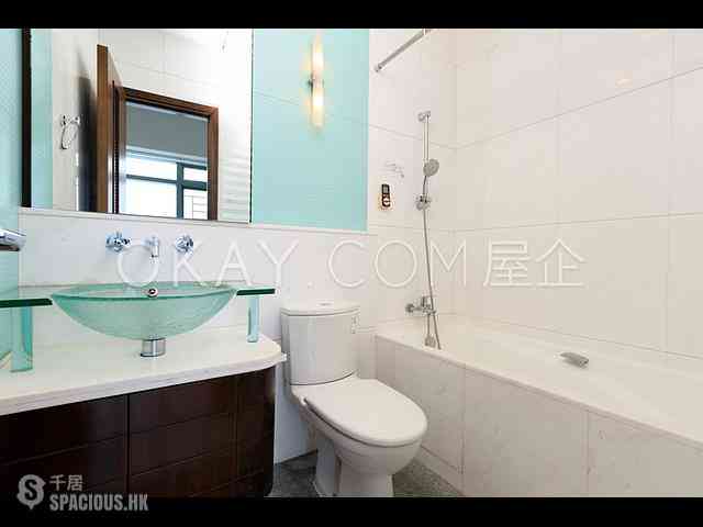 West Kowloon - The Harbourside 16