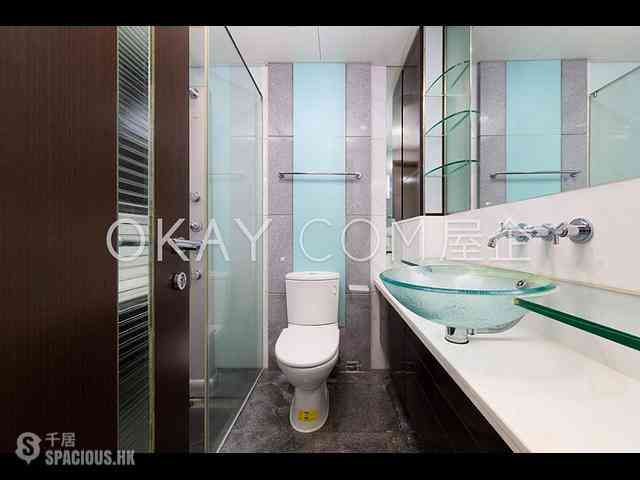 West Kowloon - The Harbourside 18