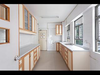 Mid Levels West - Fairmont Gardens 10