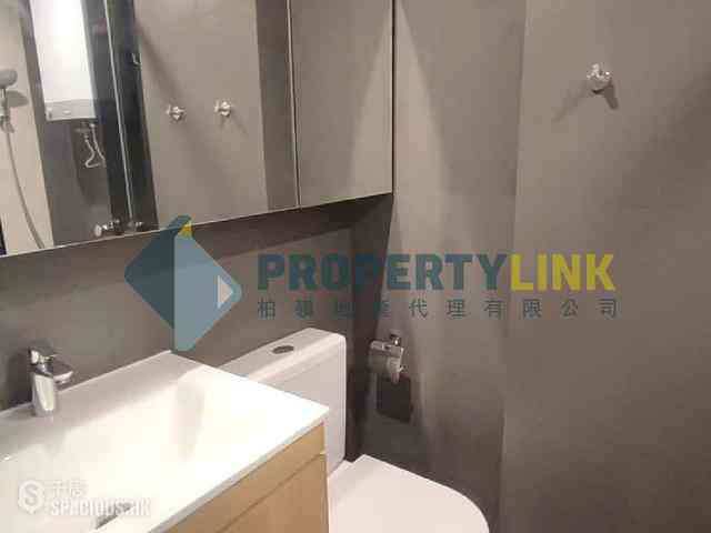Sheung Wan - 256-258, Hollywood Road 12