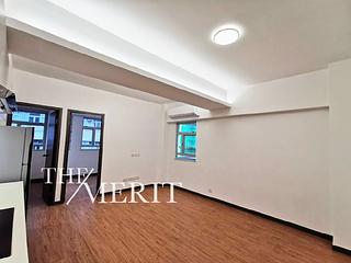 Wan Chai - Hang Tak Building 04