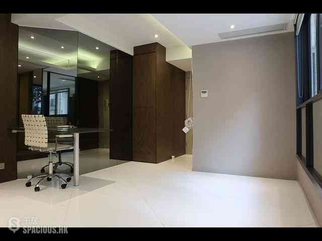 Wan Chai - Bo Fung Mansion 03