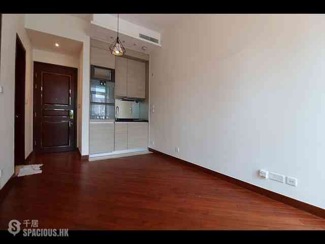 Wan Chai - The Avenue Phase 2 05