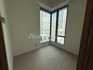 Sai Ying Pun - Des Voeux W Residence 03