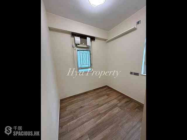 Kennedy Town - Smithfield Court 03