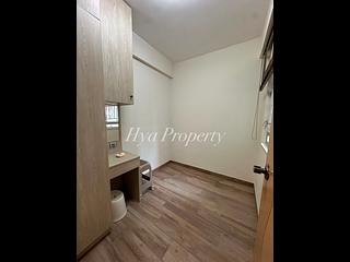 Kennedy Town - Smithfield Court 04