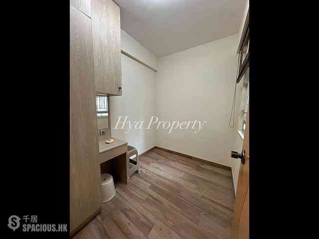 Kennedy Town - Smithfield Court 04