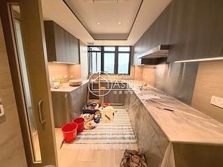 Repulse Bay - Fortuna Court 05