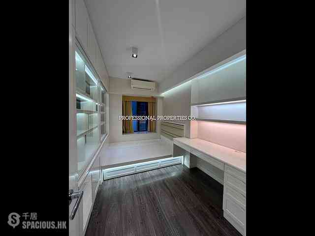 Mid Levels West - Scenic Garden 15
