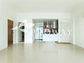 Chung Hom Kok - Cypresswaver Villas Block C 05