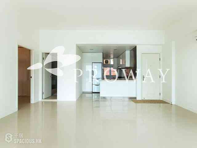 Chung Hom Kok - Cypresswaver Villas Block C 05