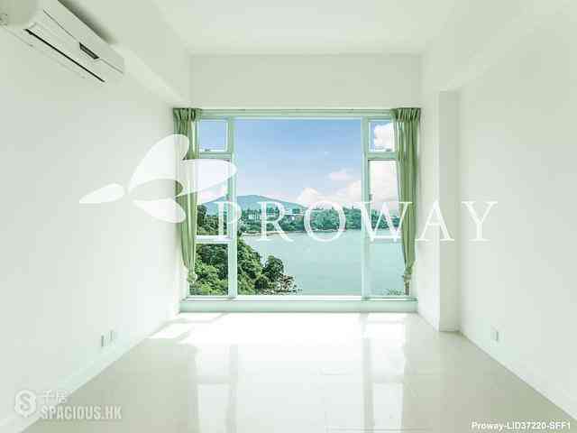 Chung Hom Kok - Cypresswaver Villas Block C 06