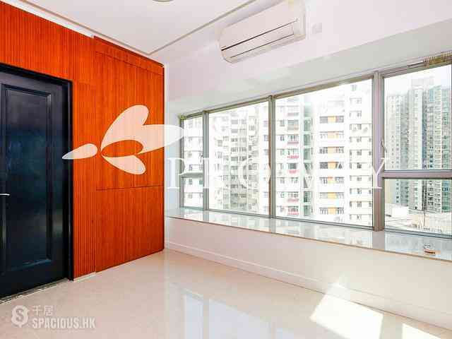 Causeway Bay - Diva 05