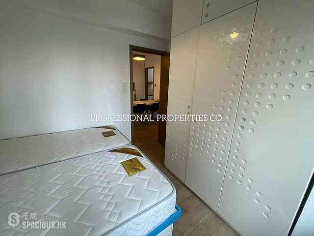 Mid Levels Central - Ying Fai Court 08