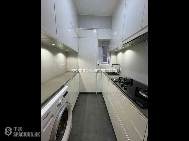 Mid Levels Central - Ying Fai Court 09