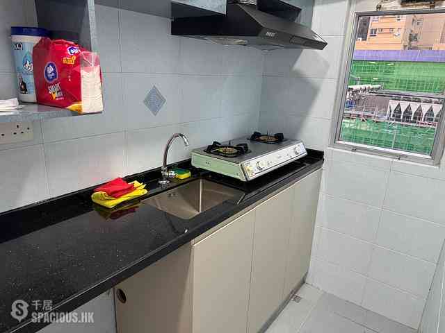 Wan Chai - Jet Foil Mansion 06