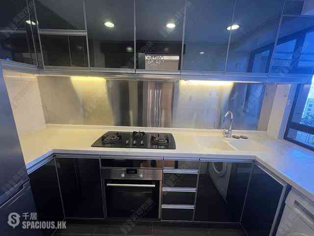 Mid Levels Central - Robinson Heights Block 1 07