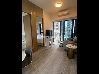 Sai Ying Pun - The Queens 04