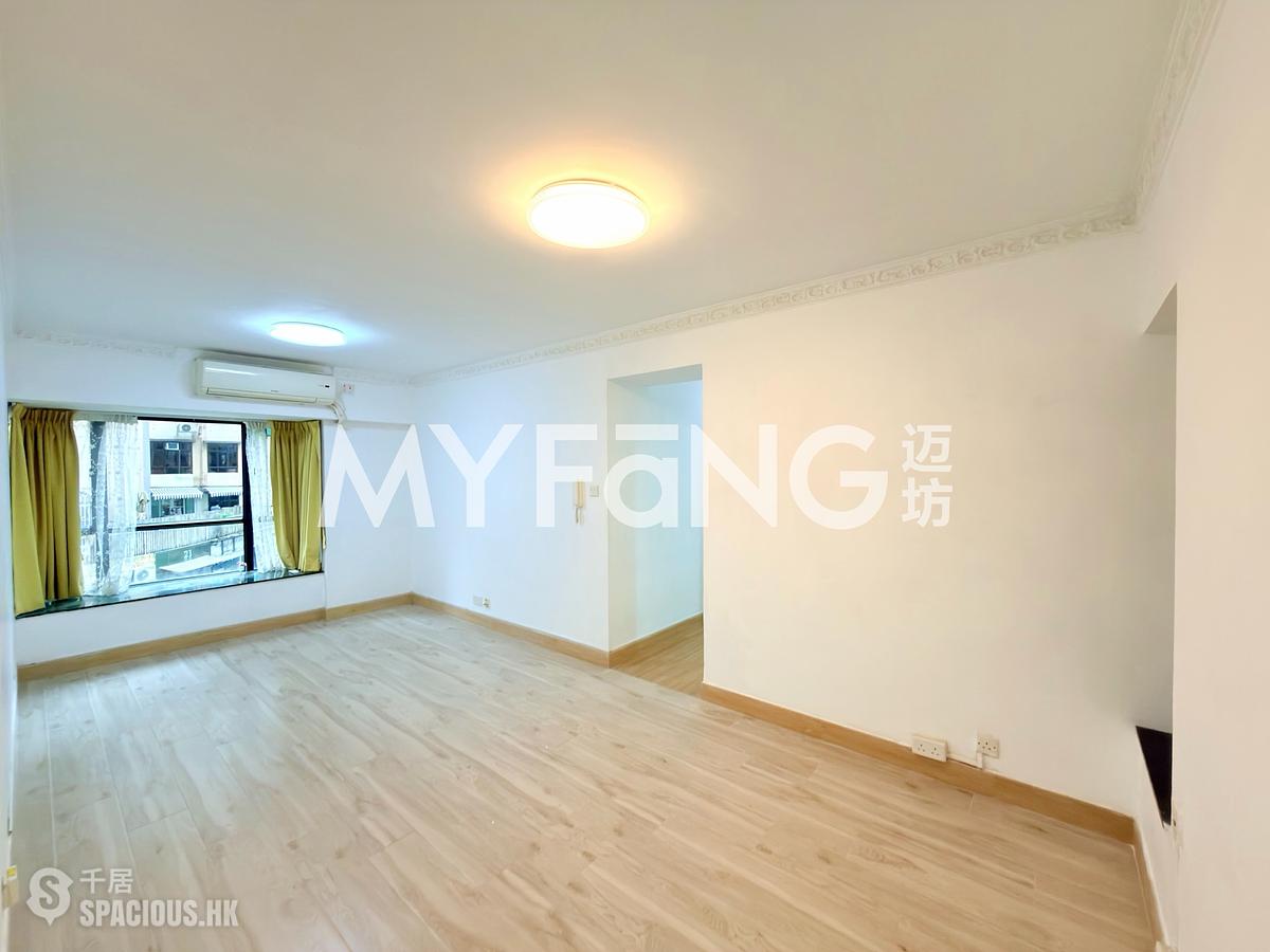 Mid Levels Central - The Grand Panorama 01