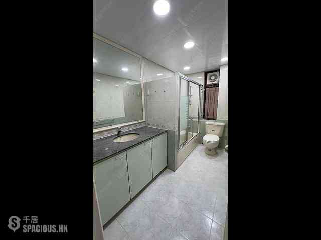 Mid Levels Central - Right Mansion 09