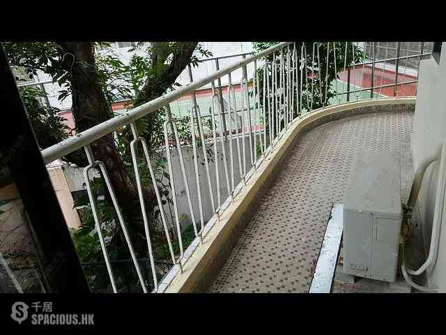 Mid Levels Central - Pak Fai Mansion 10