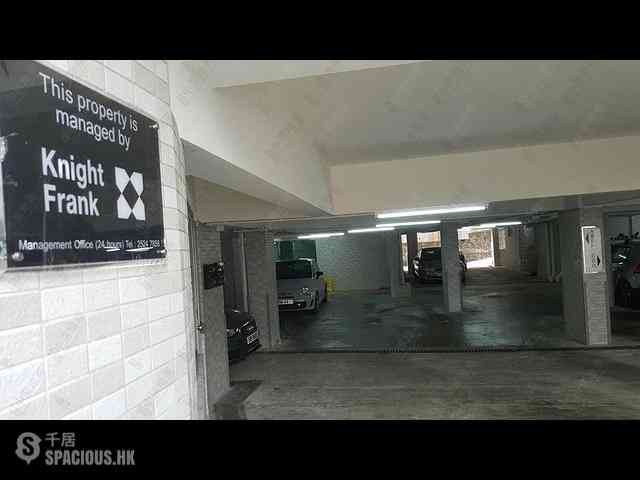 Mid Levels Central - Pak Fai Mansion 14