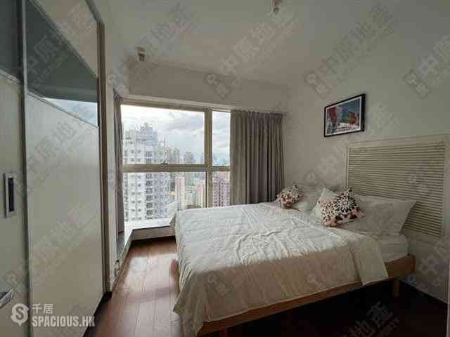 Soho - Centrestage 23