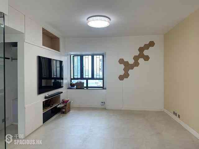 Mid Levels Central - Robinson Heights 01