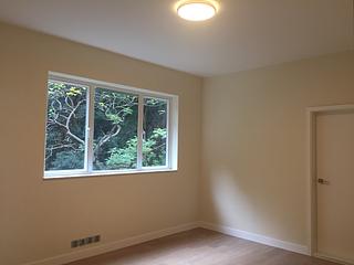 Stubbs Road - Leon Court 04