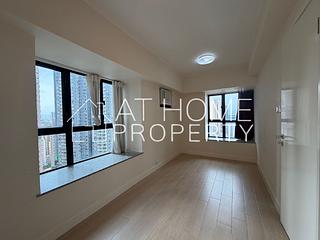 Soho - Caine Tower 04