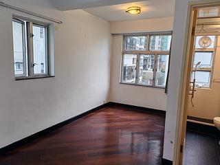 Soho - Ying Pont Building 07