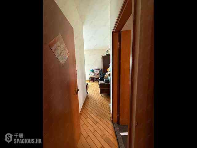 Shek Tong Tsui - The Belcher's Phase 2 Block 8 16