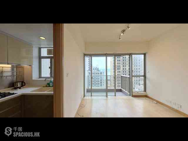 Sai Ying Pun - Island Crest Block 1 01