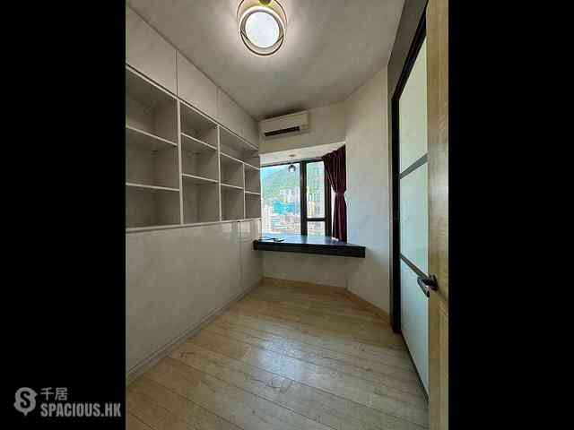 Shek Tong Tsui - The Belcher's Phase 2 Block 6 09