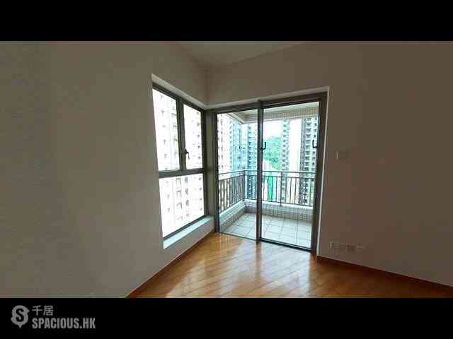Wan Chai - The Zenith 02